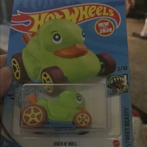 Green and Orange Duck Car. Hot wheels.   New